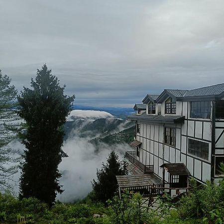 Sugar Cube Retreat Albergue Shimla Exterior foto