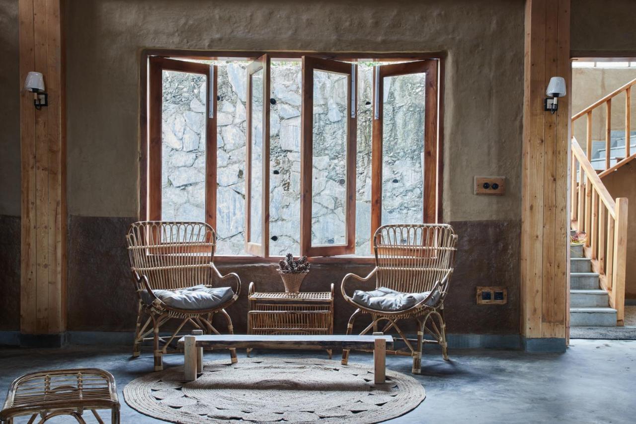 Sugar Cube Retreat Albergue Shimla Exterior foto